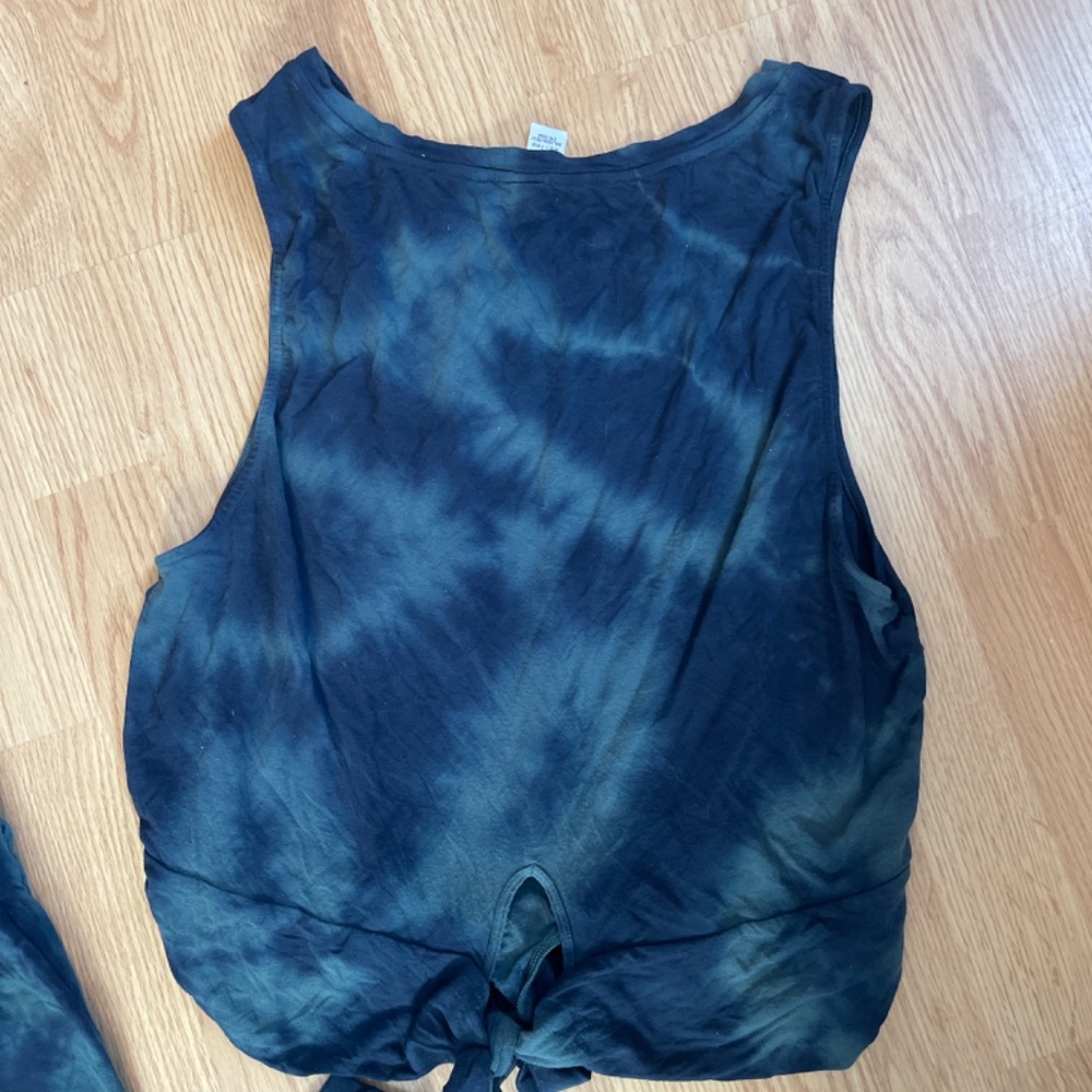 Heavenly By Victoria Blue Tie Dye Sleeveless Top / Long Pants Lounge Set - Picture 4 of 7